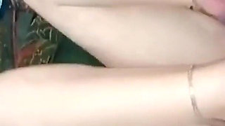 Sensual Amateur Couple Sex - Cutie Gets a Perfect Fuck and an Amazing Creampie Instead of Reading