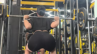 Connection at the gym: An afternoon of chemistry and attraction