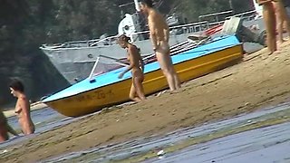 An excellent spy cam nude beach voyeur video