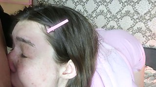 SHE SWALLOWS COMPLETELY - the cutie is not shy about being