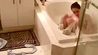 Top 10 Masturbation - Bath and Shower edition