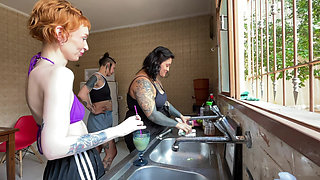 The Chubby Girl Invited Her Friends Over for an Afternoon of Sex