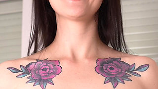 Assymetric Tits Shaking