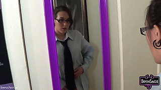 Sinn Sage Loves To Masturbates In Front Of Her Mirror!