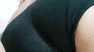 DELICIOUS MEXICAN LATINA ASS DOING A DELICIOUS ORAL