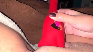 She Mastubs with Her New Toy Hot