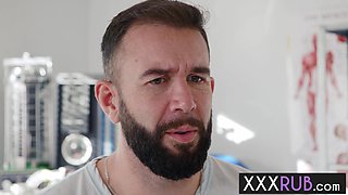 Big arse babe knows better than doctor