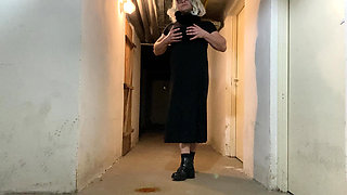 A trance in the basement poses showing what she wants