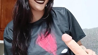 Emo / Goth Girl Gibt Dominante Wichsanleitung Und Erniedrigt Dich