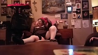 Playful bbw beauty delivers passionate oral pleasure in her private room