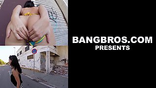 Thick Pussy Banged In Public