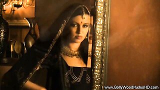 Chippie's naked video