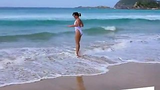 Sunbathing MILF Amateur Video