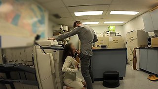 Office Secretary's Naughty Lunch Break: Cock & Cumshot