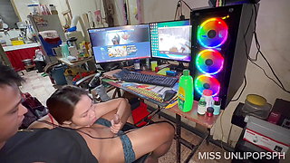 Pinay Stepsis Suck and Cum swallow while Gaming!