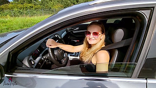 Jerking off While Driving?! Perverted Hitchhiker Cumload Brazenly in the Car!