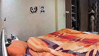 Amateur couple copulation on hidden cam