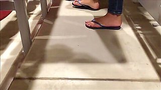 Perfect Candid Feet In Flip Flops - Laura Matrick