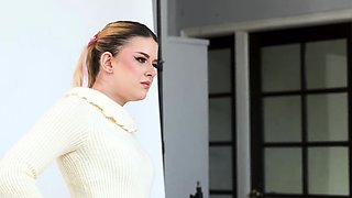 Her Boyfriend Doesnt Know