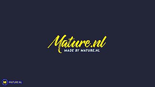 Teacher Moms Alora Lux And Irish Essie Love Spanking And Eating Each Others Pussy At School