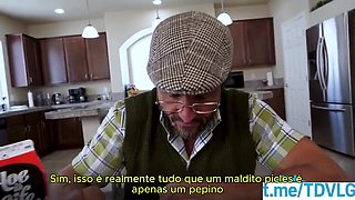 Enteada Usando Seus Peitos Grandes Para Seduzir LEGENDADO - Lingerie