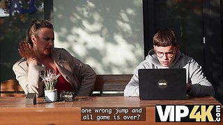 Elegant Kathy Deep's big ass xxx