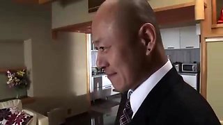 09570,Beautiful woman's lewd appearance