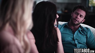 Big butt babe makes a lovemaking tape with boss