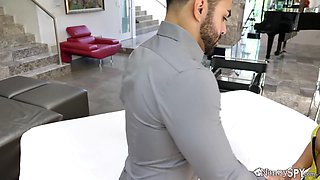 Jade Kush Lets Boss Use Her Fuck Hole For A Dick Massage