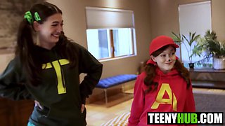 Trio Pals Share a Massive Hard-on for Halloween Jade Valentine, Bella Blu, Megan Mistakes, Danny Mountain