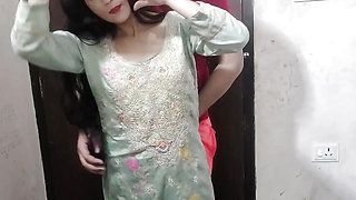 Step sister ko shopping karwane ke bahane chod diya