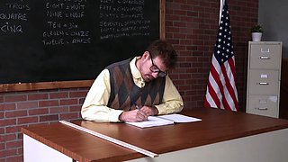 Hot POV homemade blowjob with brunette girlfriend