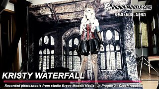 Extravagant Kristy Waterfall - blonde xxx - Bravo Models