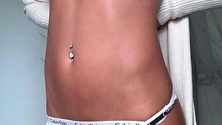 Amateur Webcam Teen Masturbates And Teases