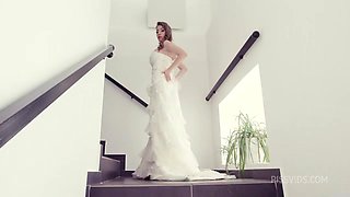 Slammed brides Goes Wet, Safira Yakkuza 5on1 BBC, ATM, Balls