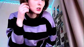 Small titted teen amateur rides dong