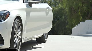 Sexy Caitlin Bell Has a Great Boy Toy Story to Tell