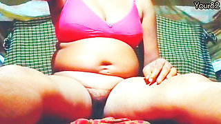 Sister-in-law is very hot, ready to take a long time, changing a lot of milk, big breasts.