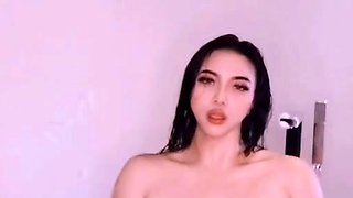 Japanese amateur Asian big boobs mother