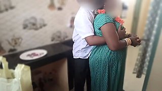 Desi step mom fucked in the kitchen,I fucked her to surprise while she is cooking..