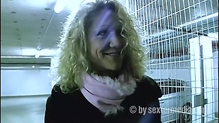 Sexy Milf Fingered Ass Fucked And Cum In Mouth