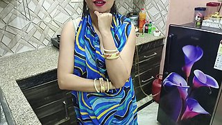 Bhabhi served yummy tea of her breast milk to padosi and gave him a to drink his thick cum (Hindi audio)