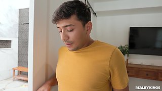 Riley Reign and Ny Ny Lew are sucking Max Fills's cock