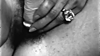 Lesbian amateur hotties finger each other