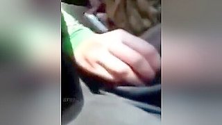 arab girl make blowjob in car