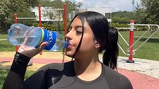 A stranger interrupted my workout and gave me a great blowjob in her car - PUBLIC SEX