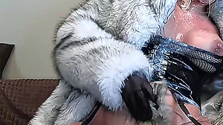 Masked Filthy Slut in Fur Coat Peed on Her Face, Stuffed Her Cunt with Furs and Swallow All the Cum