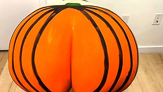 Amateur Mature MILF Striptease On Webcam