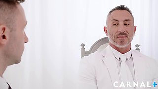 Oz Daddys Slippery Casting Toy Interview with Miles Fallon and Jack Andram