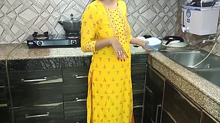 Hindi Sex Story Roleplay - Desi Bhabhi Was Washing Dishes in the Kitchen and Then Her Brother-in-law Came